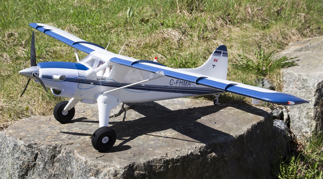 STM Turbo Beaver med flottører 2.4GHz RTF