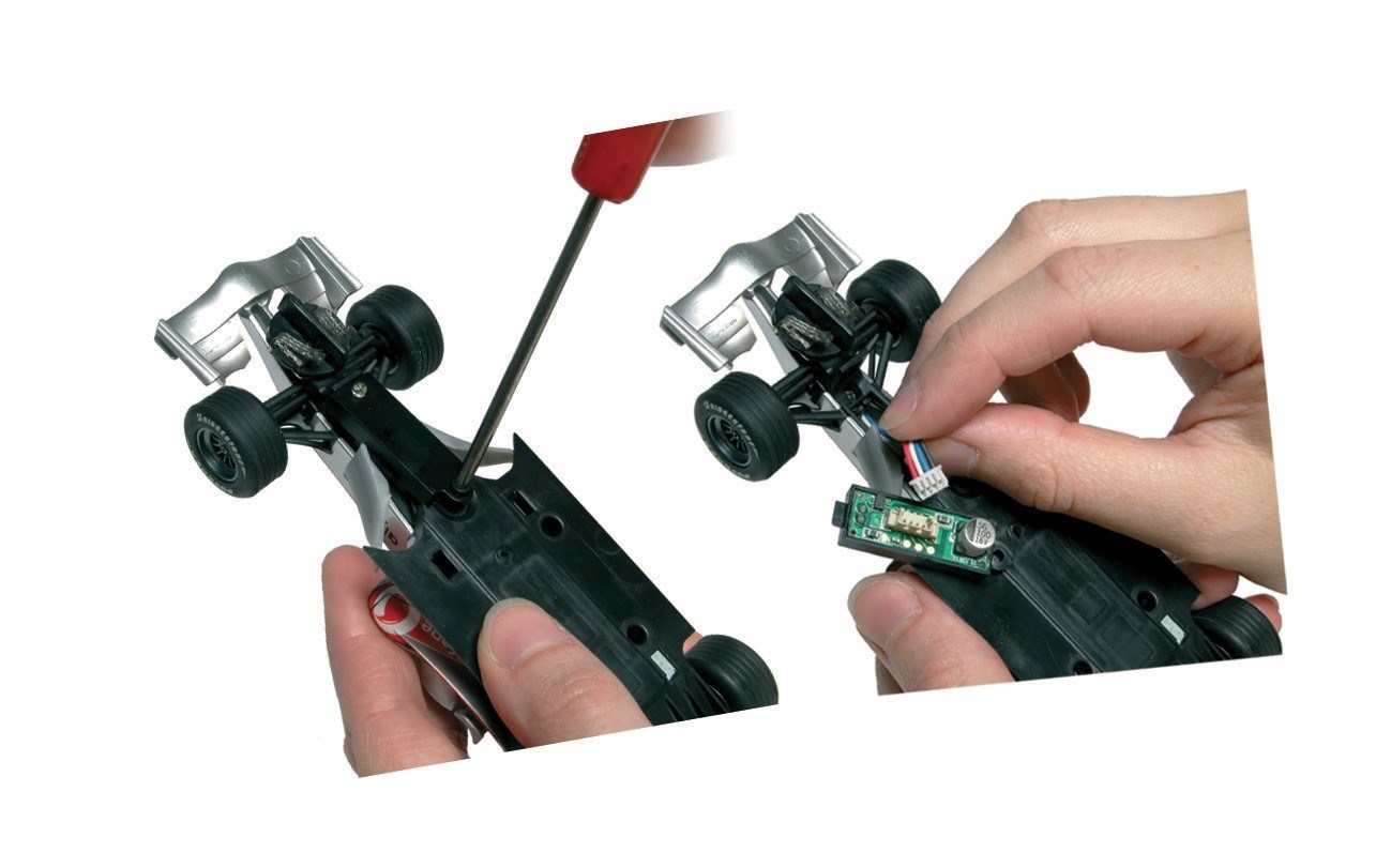 Scalextric C8516 - Digital Easy Fit Plug - F1