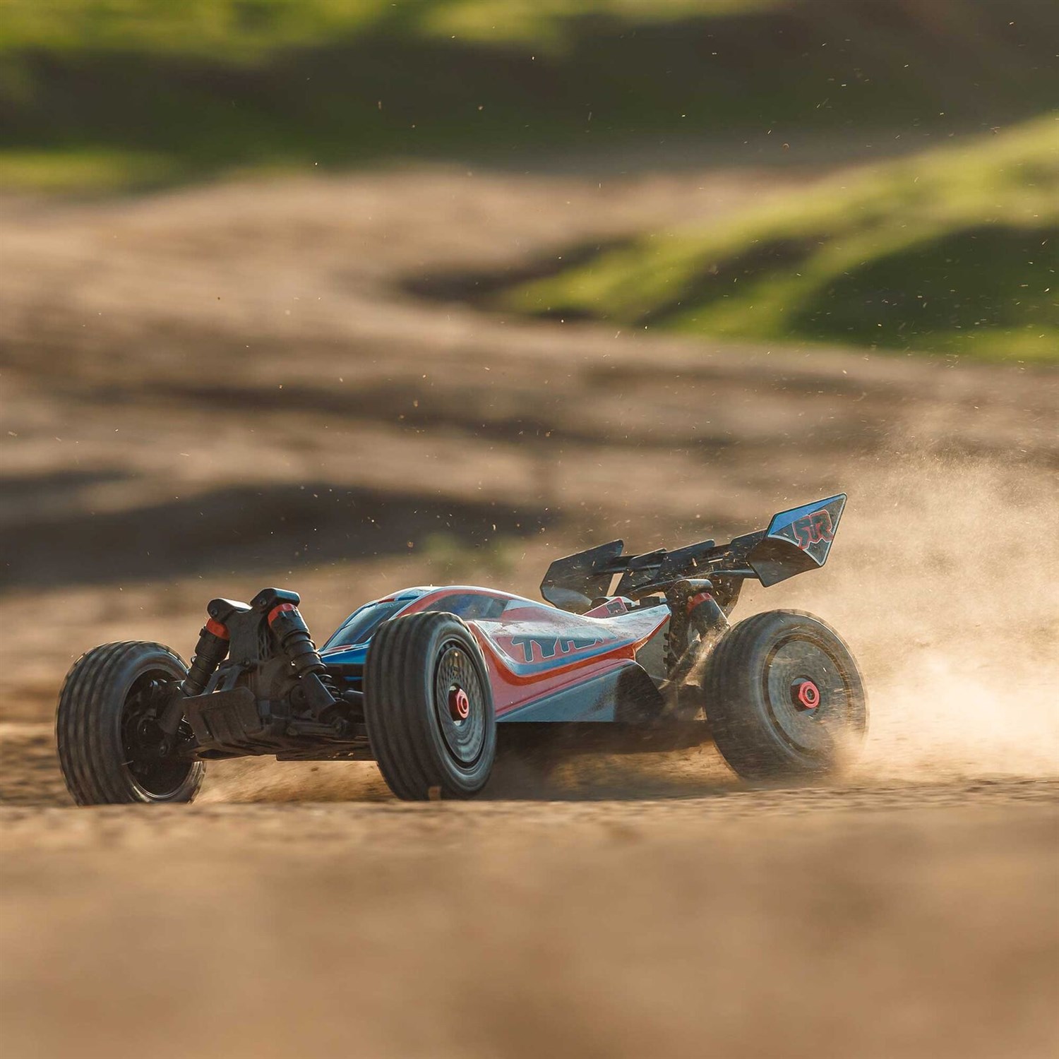 ARRMA Typhon Mega 665 Brushed 4WD Red - RTR