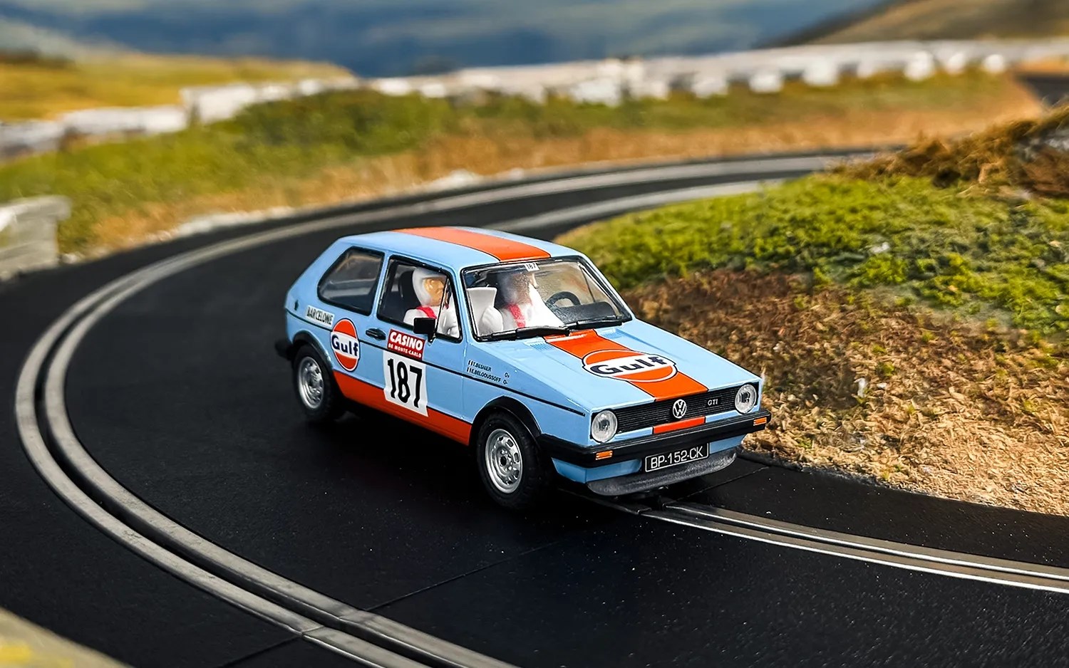 Scalextric Golf GTI - Gulf Edition
