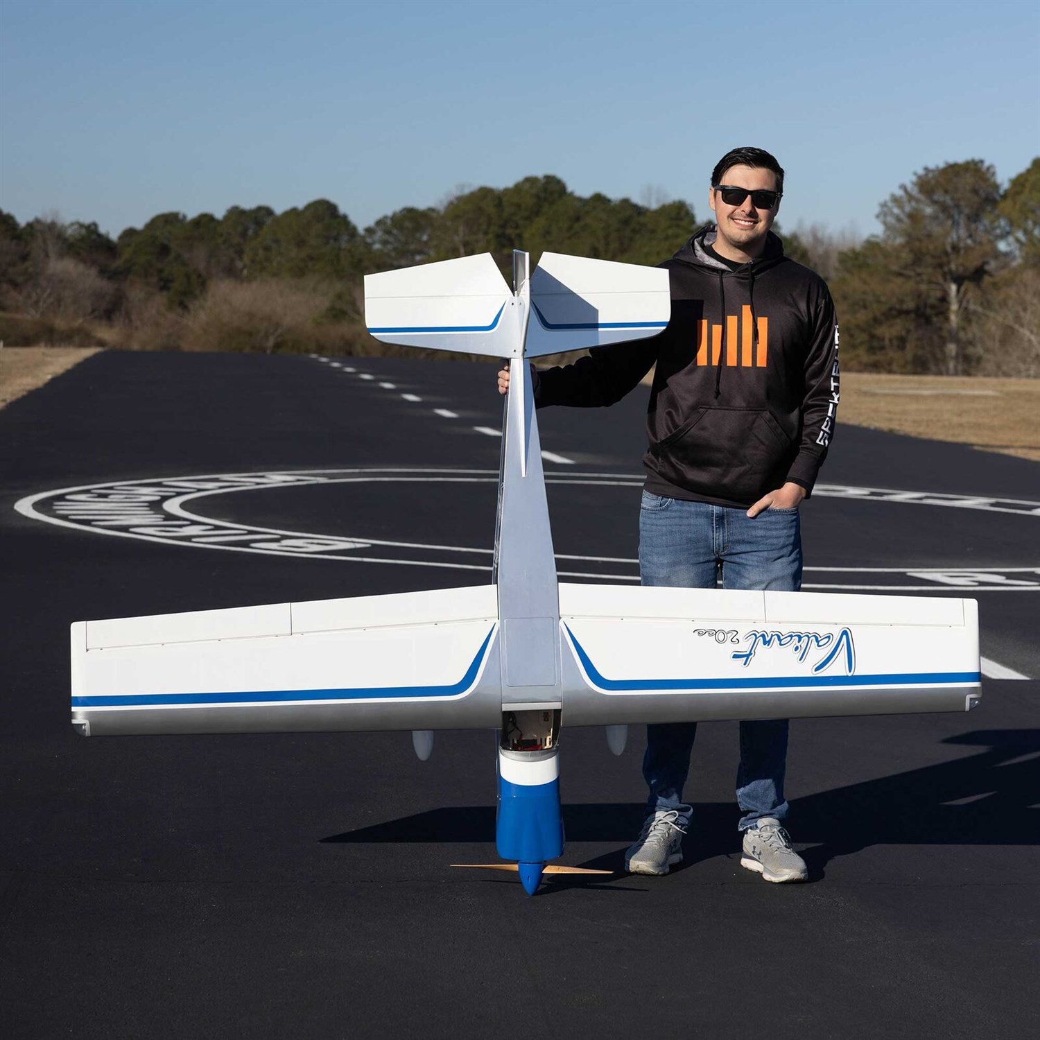 Hangar 9 Valiant 2.2m EP PNP