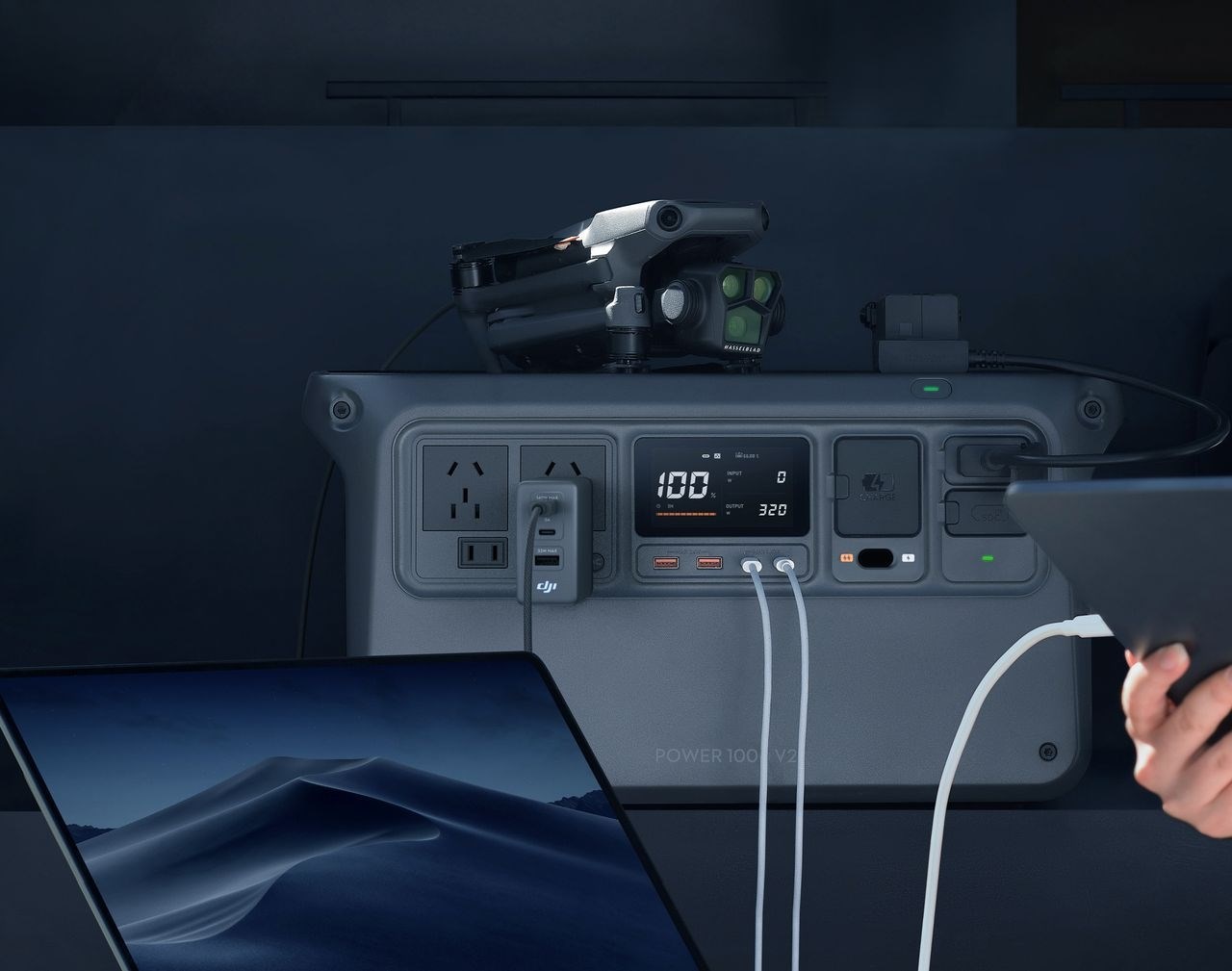 DJI Power 140W GaN Charging Combo