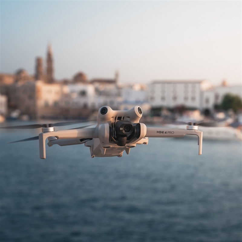DJI Mini 4 Pro Fly More Combo (DJI RC 2)
