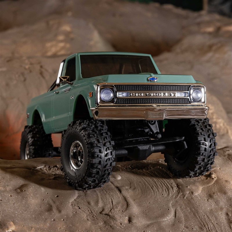 Axial SCX30 Chevrolet K10 Crawler 4WD Blue