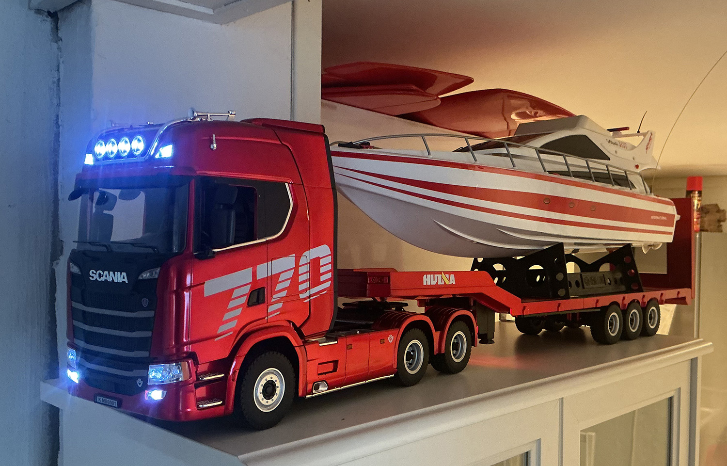 HuiNa Scania 770S. Denne er cool